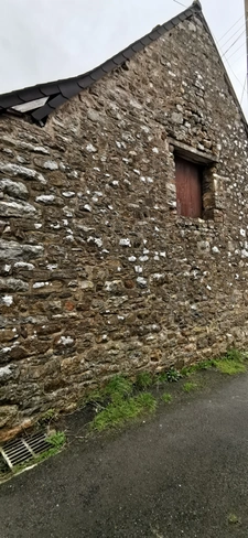 grange en pierres centre ville