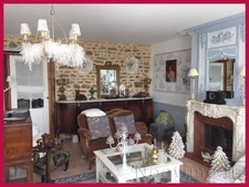 Maison de bourg rénovée Pierres