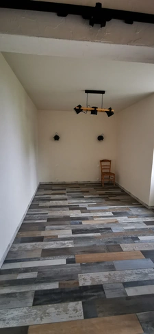 Maison en pierres habitable et rénovée avec extension possib