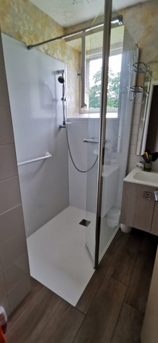 maison en pierres avec terrain de 1900m2 et dépendances