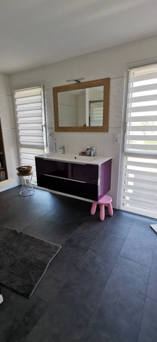 Belle contemporaine de 155m2 avec piscine et spa et double g