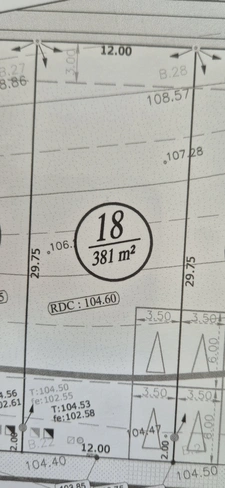 Terrain constructible et viabilisé de 380m2