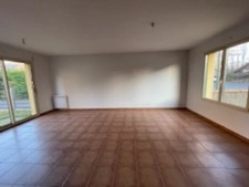 Maison 3 chambres garage jardin