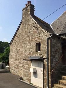 Maison en partie rénovée en pierres