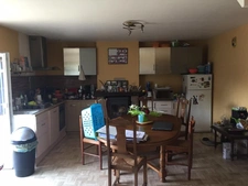 Maison en partie rénovée en pierres