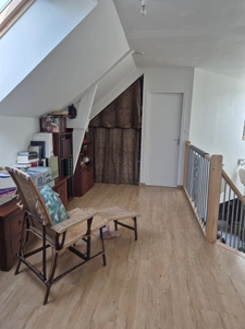 Maison en pierres rénovée en centre ville 4 chambres garage 