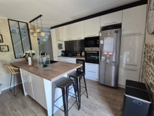 Maison en pierres rénovée 4 chambres piscine chauffée sur te