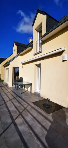 contemporaine 5 chambres sur terrain magnifique terrain de 1