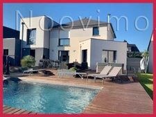 Belle contemporaine de 155m2 avec piscine et spa et double g