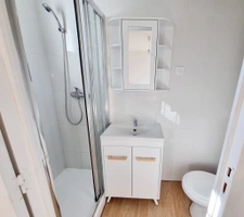  APPARTEMENT T4  83 m2 ET  LOCAL PARKING