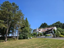 Grande propriété familiale sur parc