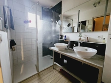 PAVILLON sur SOUS SOL