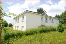  Maison de PLAIN-PIED sur sous-sol