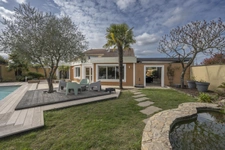 SURPRENANTE PROPRIETE 6 chambres