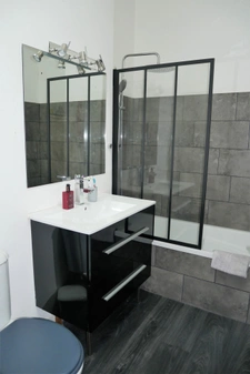 SACRE COEUR Maison-Appartement avec terrasse