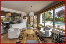 SURPRENANTE PROPRIETE 6 chambres