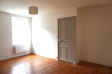 MAISON DE BOURG RENOVEE EN 2000 