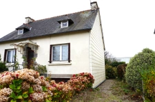 MAISON TRADITIONNELLE EN CENTRE BOURG