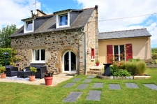 MAISON DE CHARME EN PIERRE