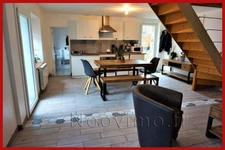 JOLIE MAISON RENOVEE DE BOURG ET EN IMPASSE