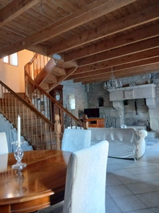 Charmante maison en pierre- centre de Lanvollon