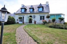 MAISON TRADITIONNELLE PROCHE COMMERCE