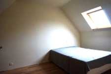 LONGERE A FINIR DE RENOVER D'ENVIRON 155M2 AVEC UN HECTARE