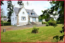 MAISON TRADITIONNELLE AVEC 5733M2 DE TERRAIN CONSTRUCTIBLE