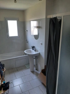  Location plain pied centre de Trangé