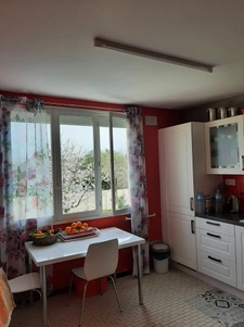 maison de 4 chambres et 1 bureau