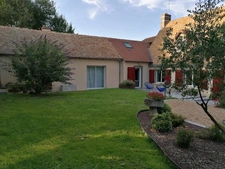  Longère restaurée sur 2000m2 de terrain