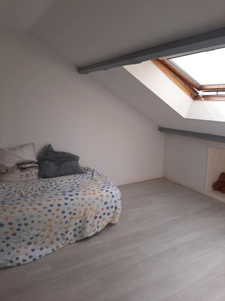 maison de 4 chambres et 1 bureau