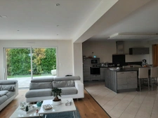 maison familiale 4 chambres et 2 bureaux