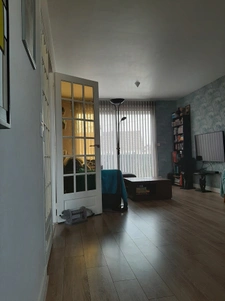 maison de 4 chambres et 1 bureau