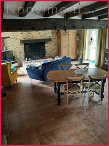  Longère restaurée sur 2000m2 de terrain