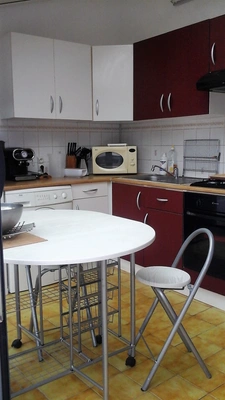 Maison proche commerces et tram