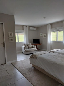 Maison familiale 5 chambres et 12000m2 de terrain 