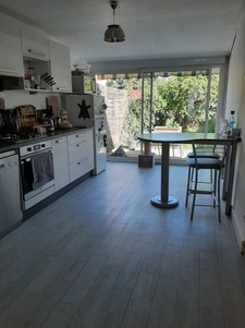 Maison proche Jaurès, au calme