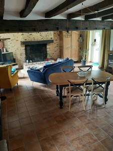  Longère restaurée sur 2000m2 de terrain