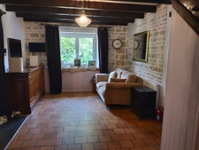 maison type longère avec parc paysager, carport, cuisine d'é