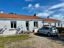 Ensemble de 2 maisons au coeur des marais