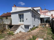 Maison familiale à fort potentiel à Saint-Cyr-en-Retz (Ville