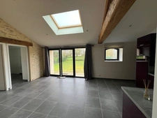 MAISON DANS UNE BELLE GRANGE DE 76m2
