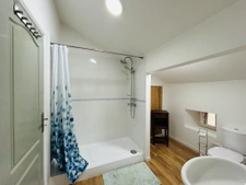 Maison de caractère 4 chambres avec 2 suites, double salon e