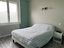 Maison de plain pied avec garages et jardin à Machecoul