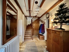 belle demeure en pierres, 2 chambres, piscine, dépendances