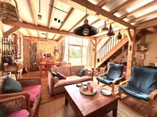 maison type longère en 2 parties avec gite ou autre activité