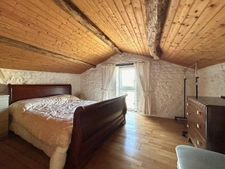 2 maisons avec gite, 3 chambres et un bureau, maison pierres