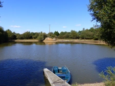 PROPRIETE du 19ème siècle de 300 m2 avec terrain de 4ha envi