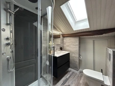 maison type longère avec parc paysager, carport, cuisine d'é